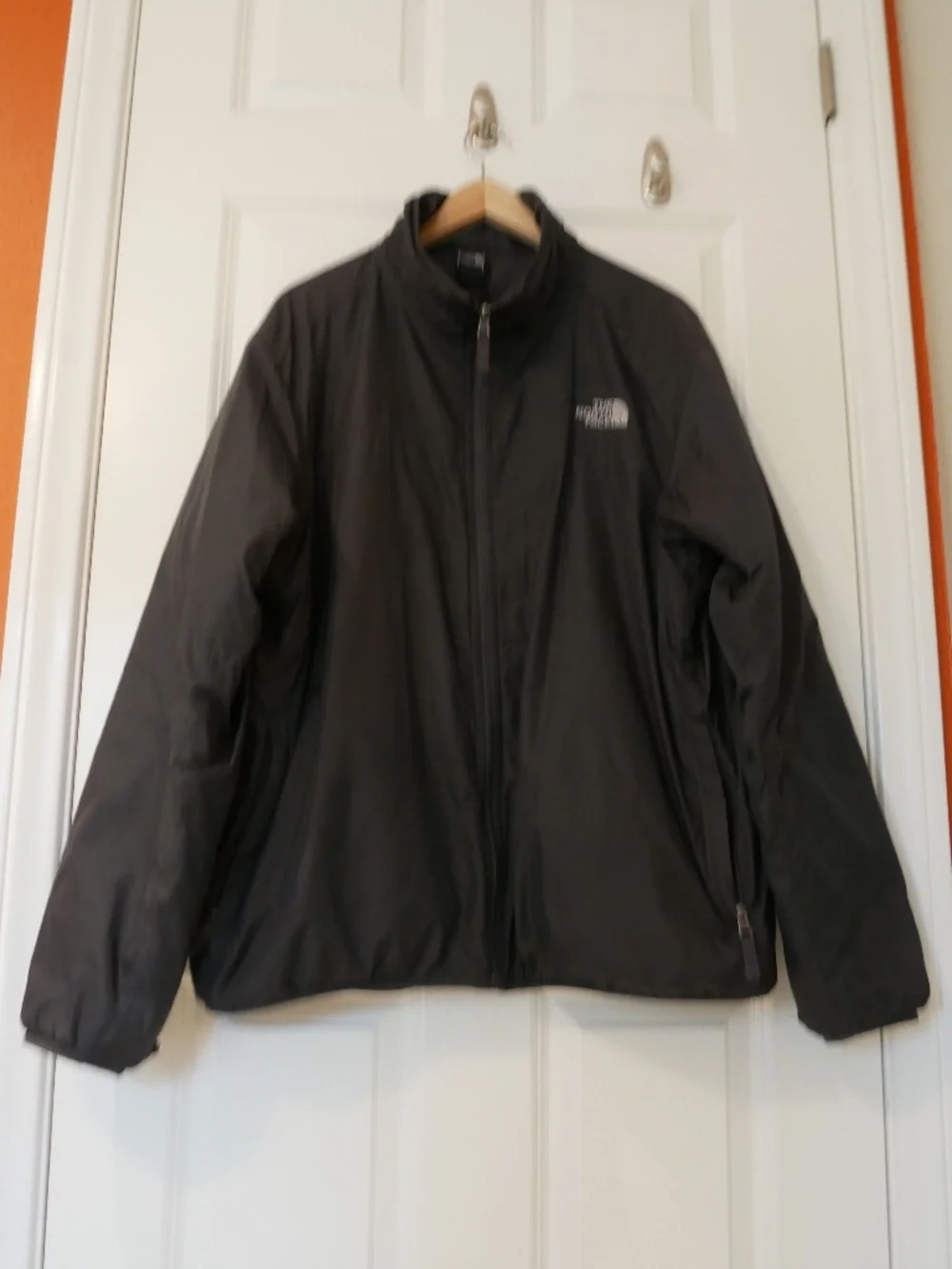 The North Face Men's Windbreaker~